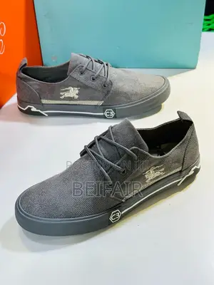 Converse Sneakers | Raba | Simple Shoes