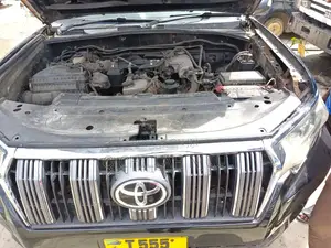 Toyota Land Cruiser Prado 2004 Black