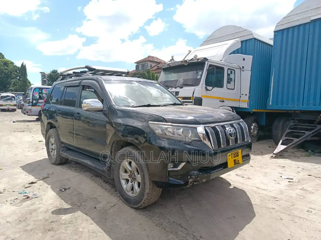 Toyota Land Cruiser Prado 2004 Black