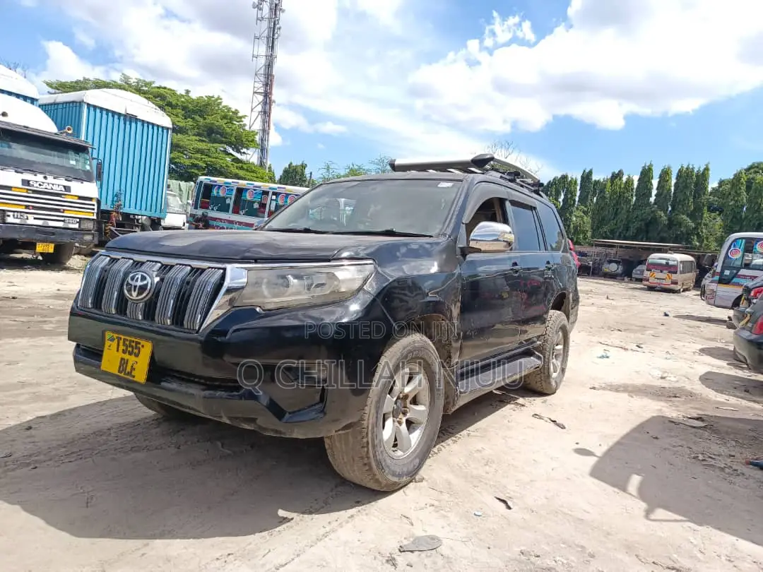 Toyota Land Cruiser Prado 2004 Black