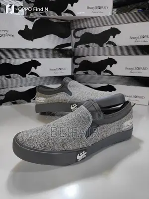 Converse Sneakers | Raba