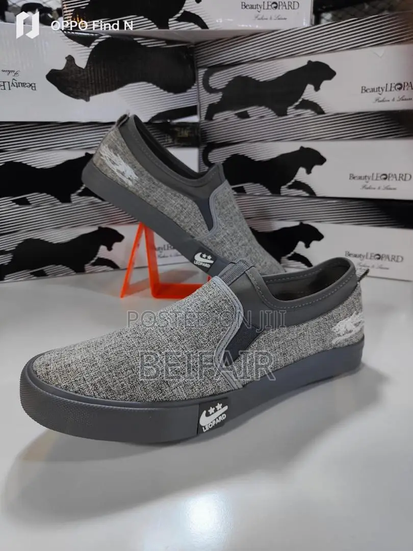Converse Sneakers | Raba