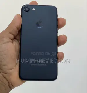 Apple iPhone 7 32 GB Black