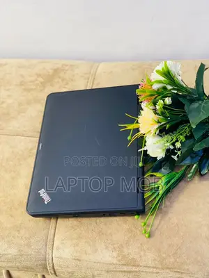 Laptop Lenovo 100e 4GB Intel SSD 256GB