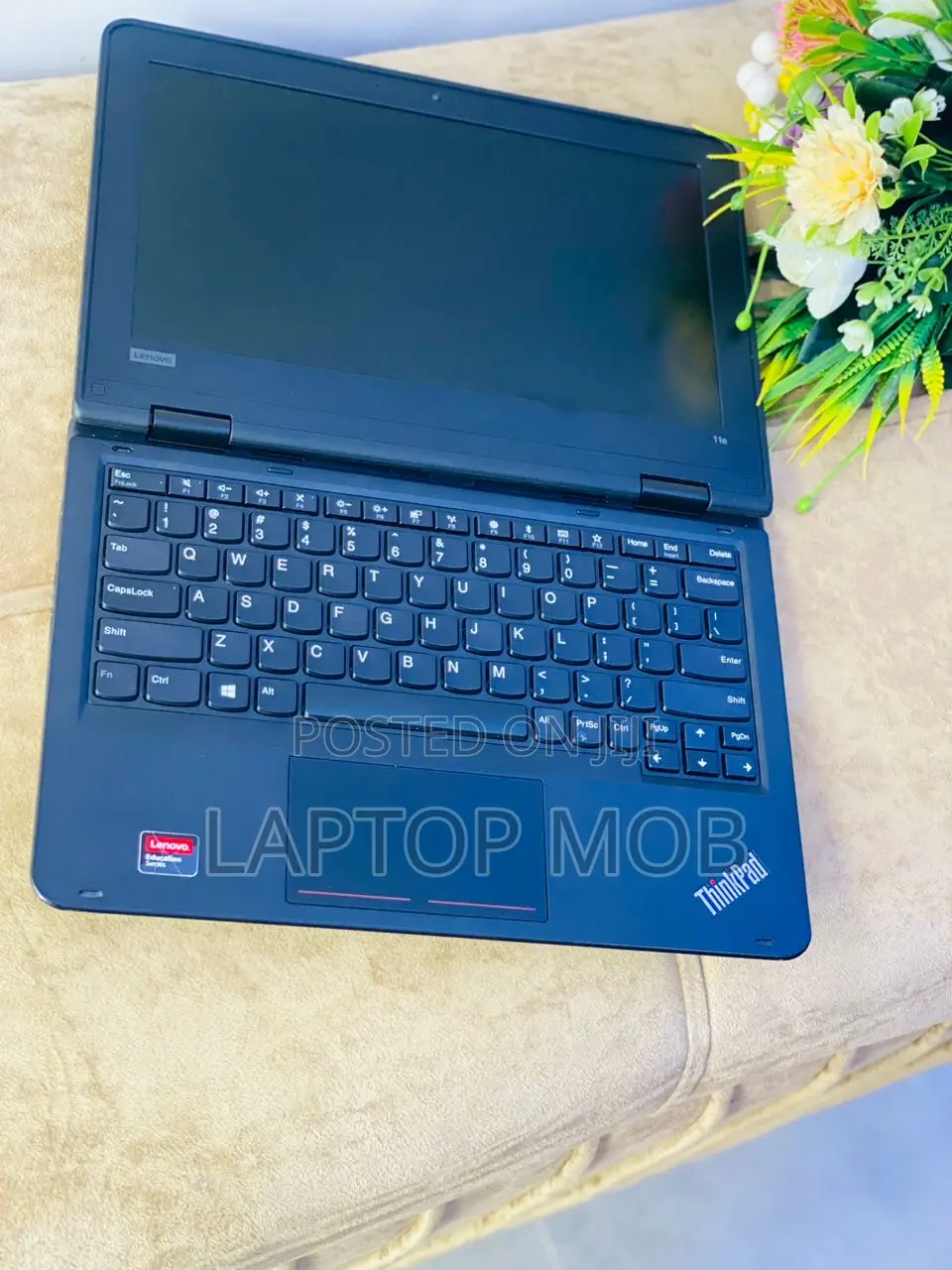 Laptop Lenovo 100e 4GB Intel SSD 256GB