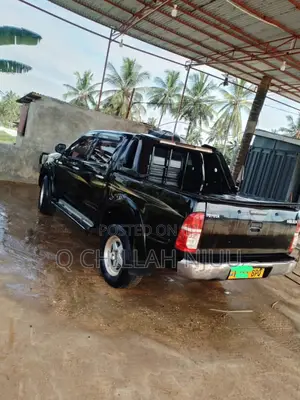 Toyota Hilux 2002 Black