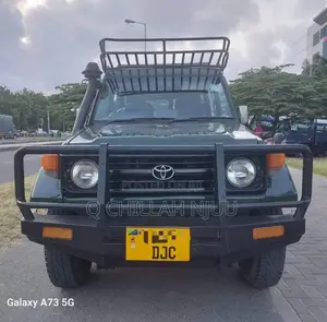 Toyota Land Cruiser 2002 Green
