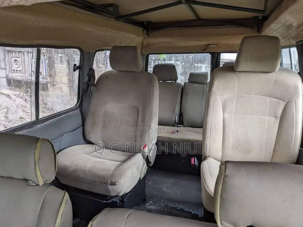Toyota Land Cruiser 2002 Green