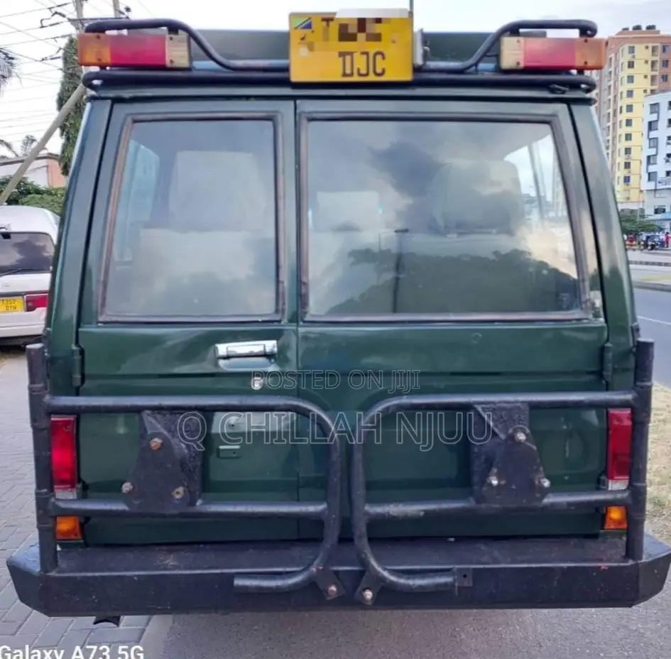 Toyota Land Cruiser 2002 Green