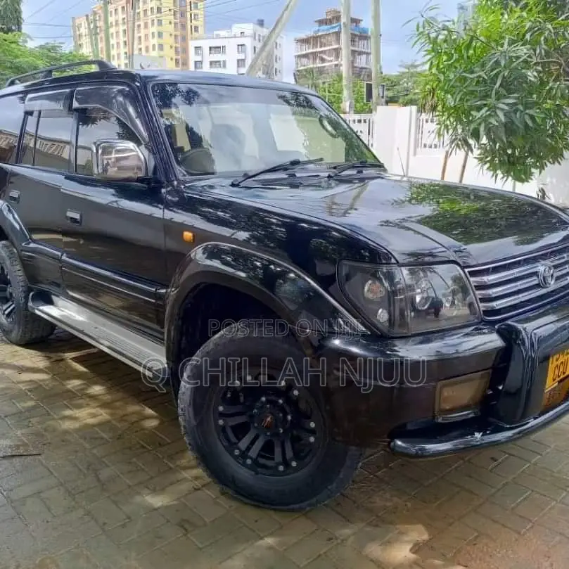 Toyota Land Cruiser Prado 2001 Black