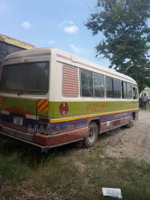 Toyota Coaster 2003 Orange