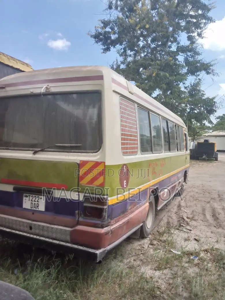 Toyota Coaster 2003 Orange