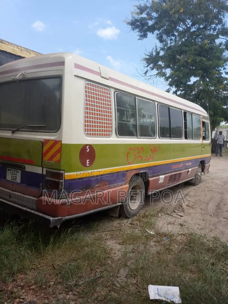 Toyota Coaster 2003 Orange