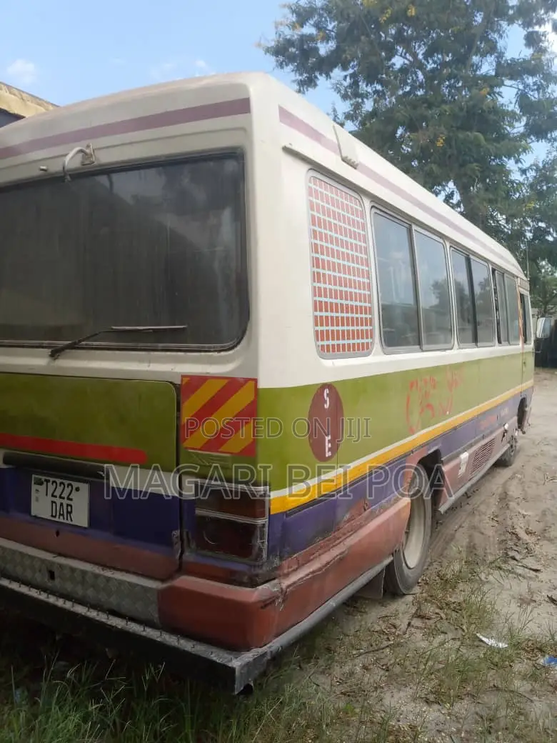 Toyota Coaster 2003 Orange