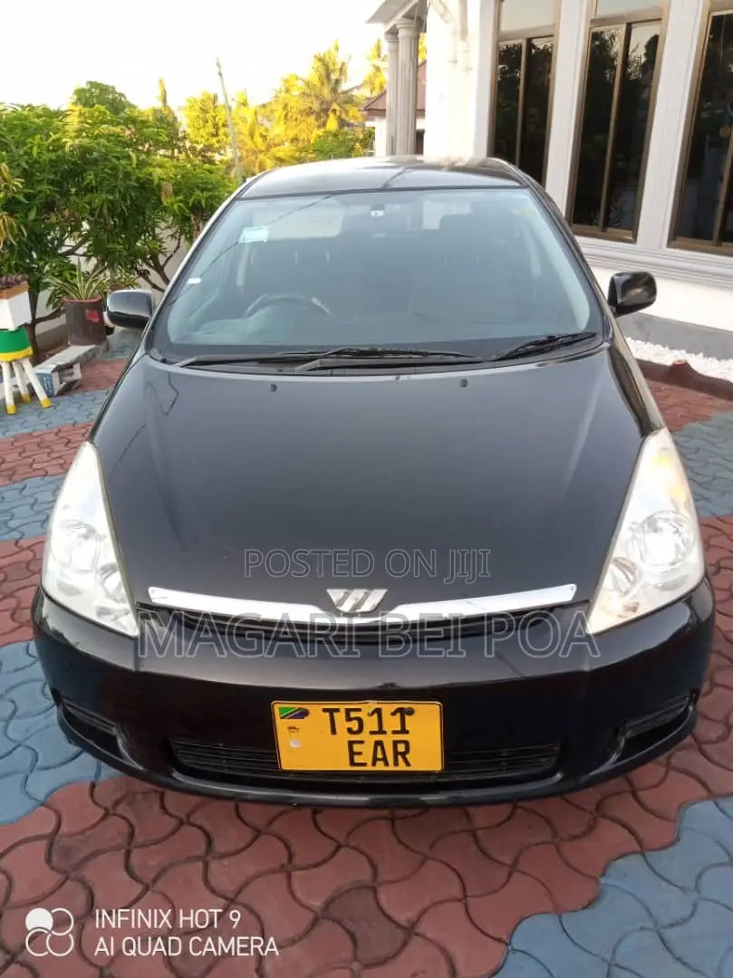 Toyota Wish 2018 Black