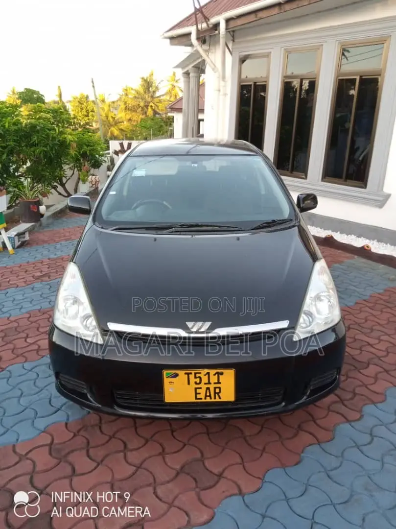 Toyota Wish 2018 Black