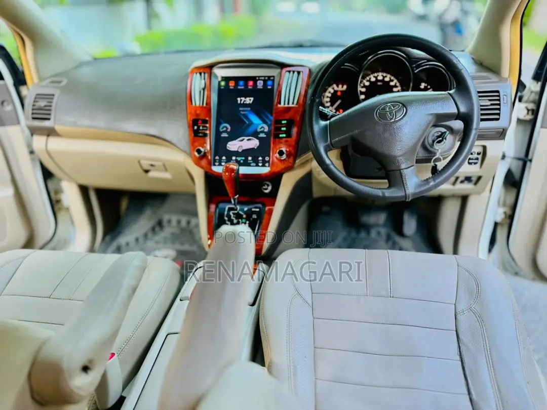 Toyota Harrier 2005 White