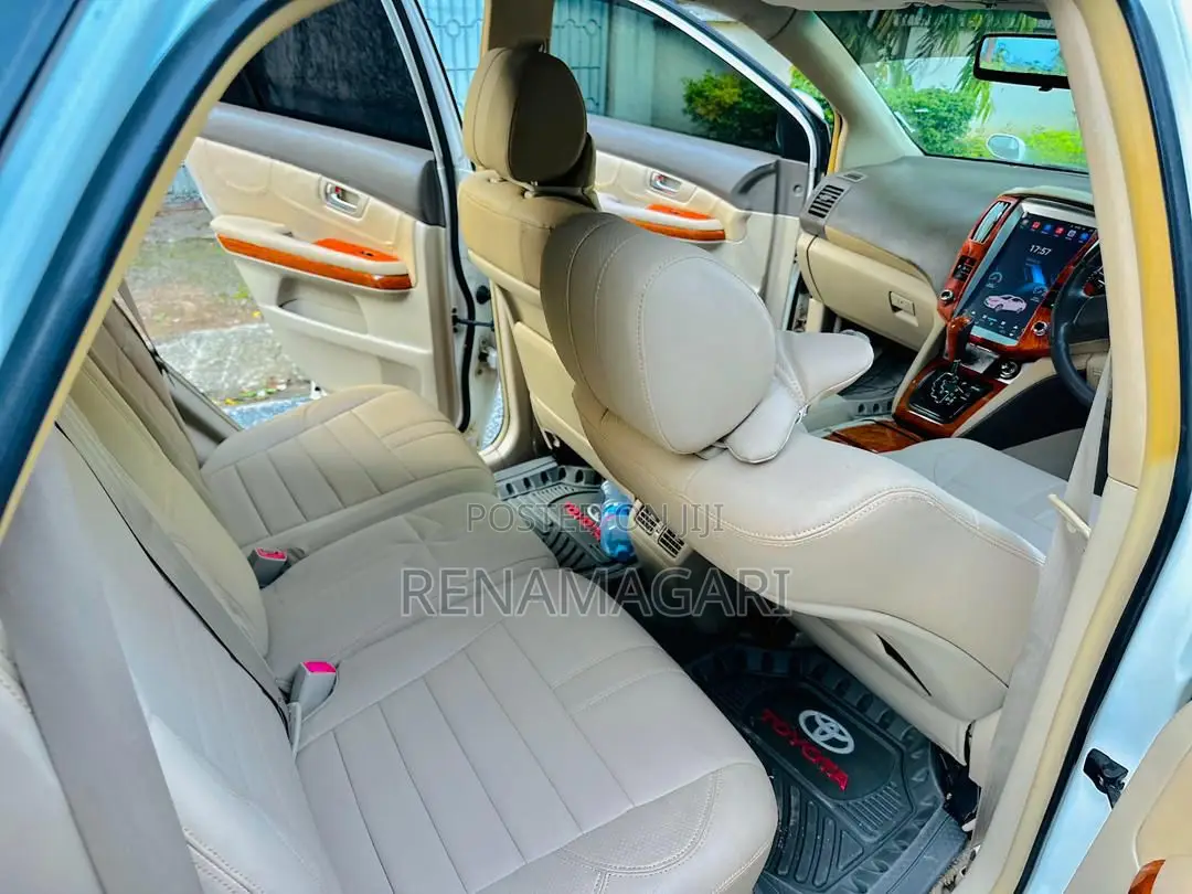 Toyota Harrier 2005 White