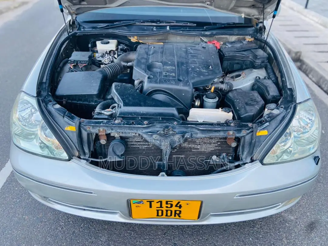 Toyota Brevis 2004 Silver