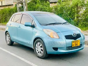 Toyota Vitz 2006 Blue