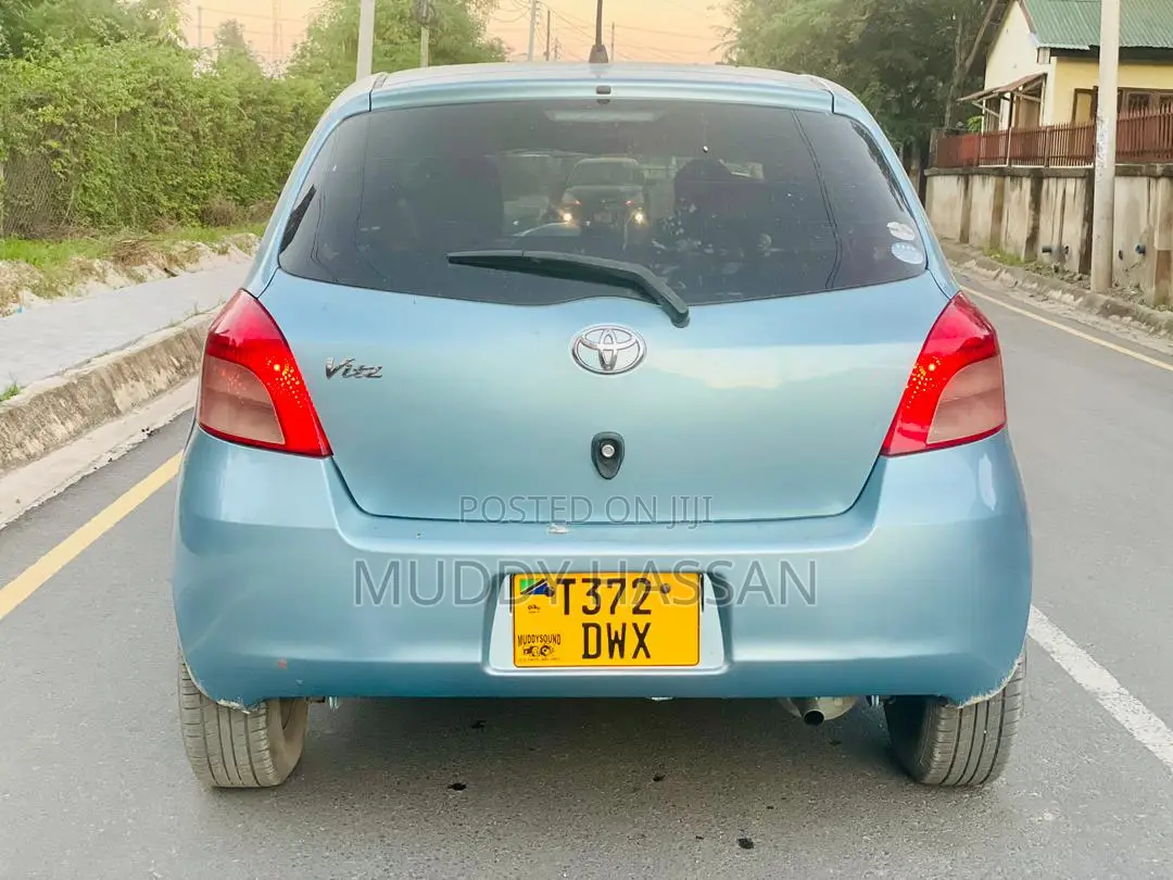 Toyota Vitz 2006 Blue