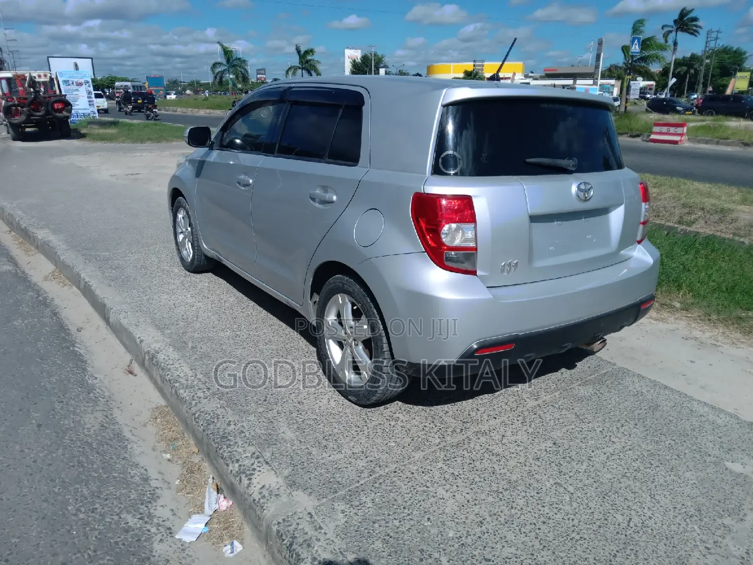 Toyota IST 2007 Silver