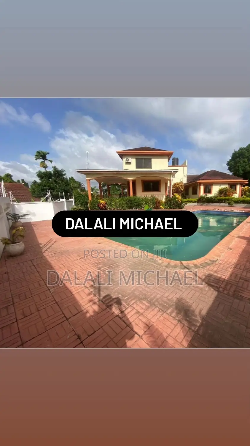 5bdrm Bungalow in Ada Estate for rent