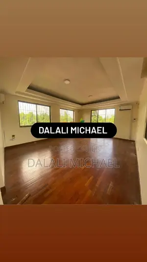 5bdrm Bungalow in Ada Estate for rent