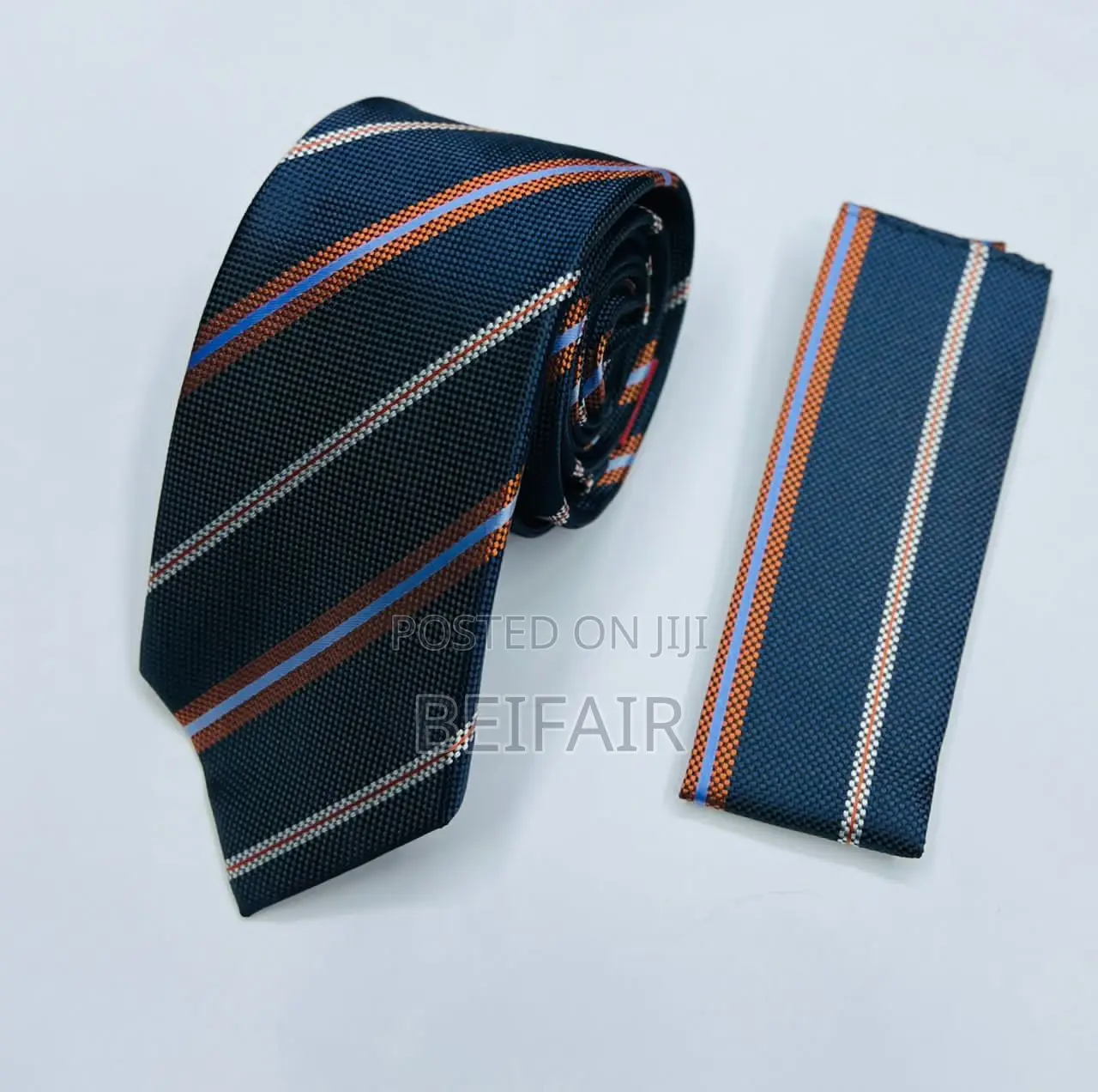 Tai Na Kitambaa Cha Mfukoni | Tie and Pocket Square