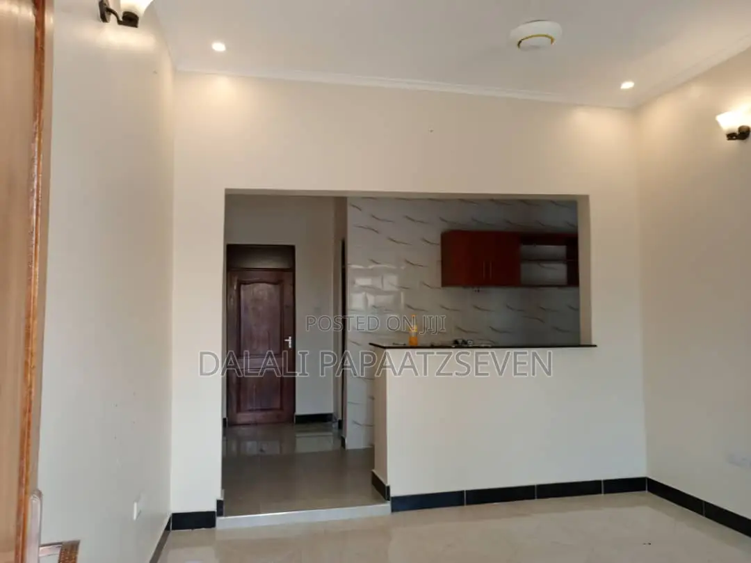 1bdrm Apartment in Dalalipapaatzseven, Kinondoni for rent