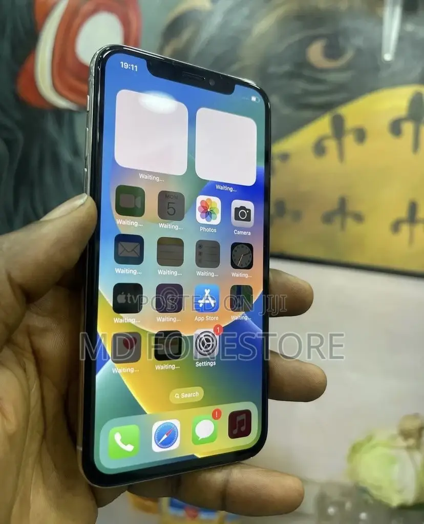 Apple iPhone X 64 GB White