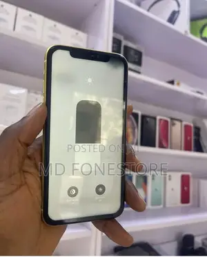 Apple iPhone 11 128 GB Yellow