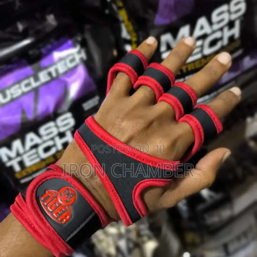Free Hands Gym Gloves.