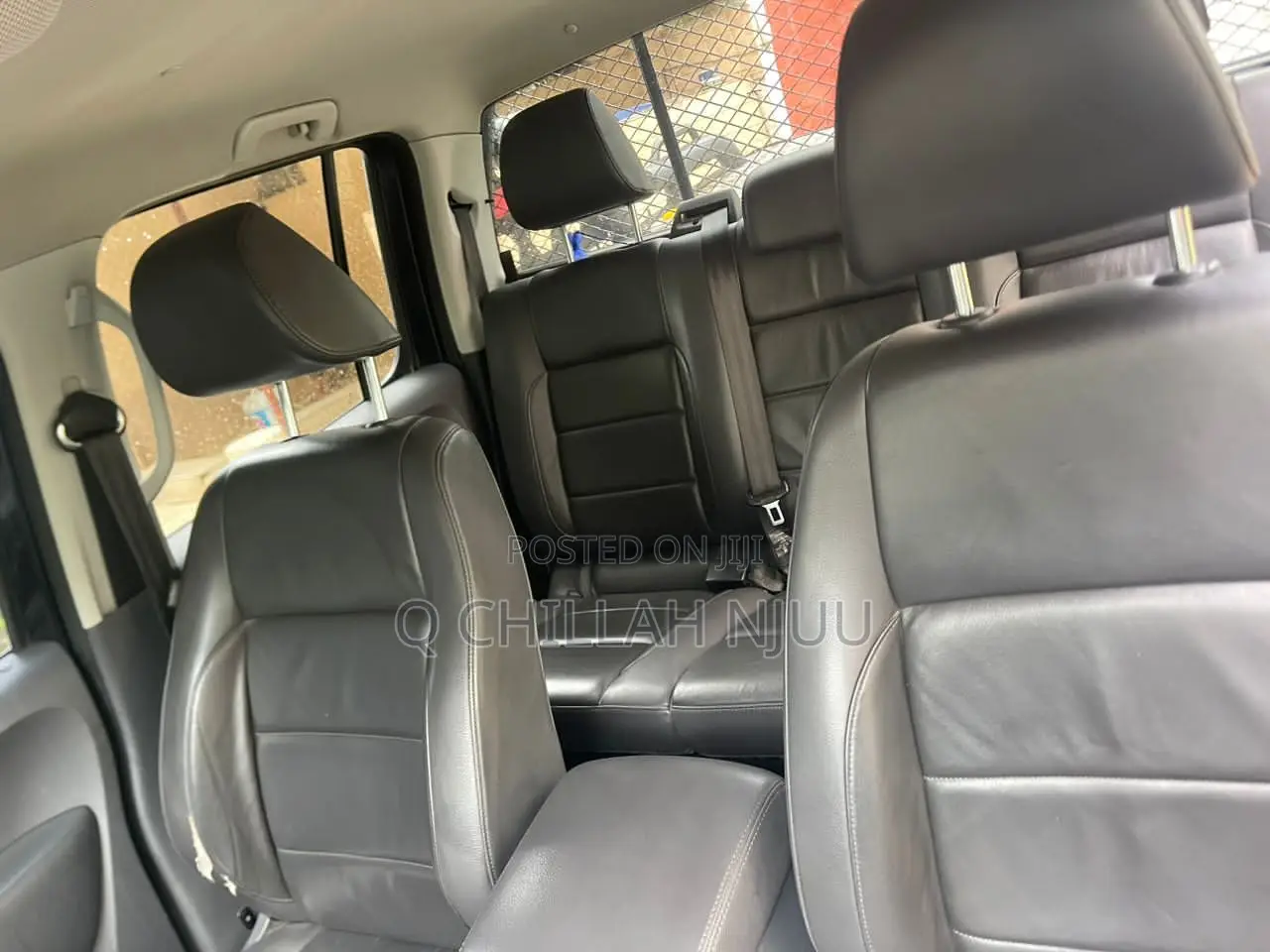 Volkswagen Amarok 2011 Black
