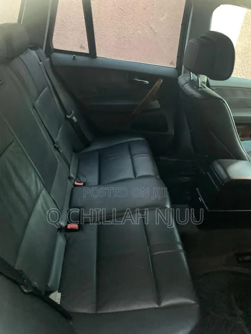 BMW 3 Series 2010 Black
