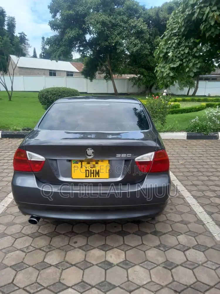 BMW 3 Series 2010 Black
