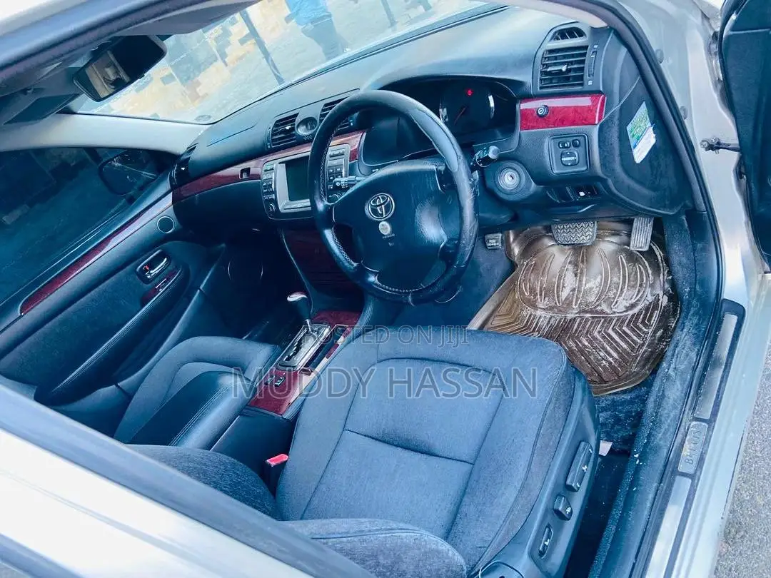 Toyota Brevis 2004 Silver