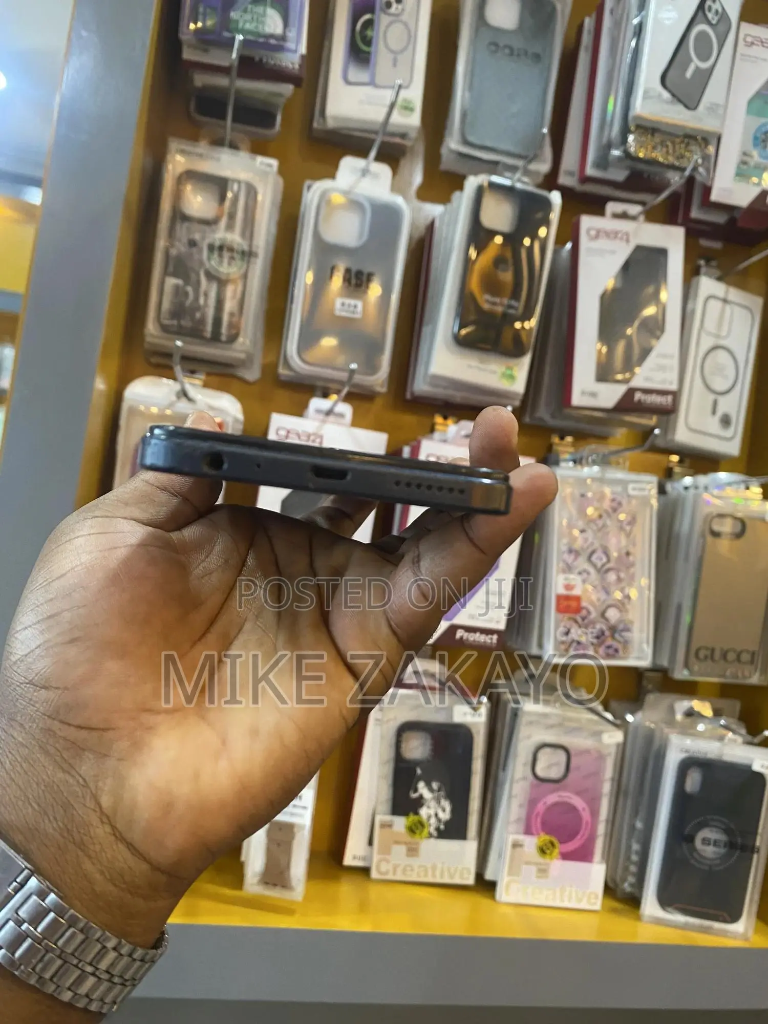 Itel P40 64 GB Black