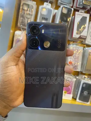 Itel P40 64 GB Black