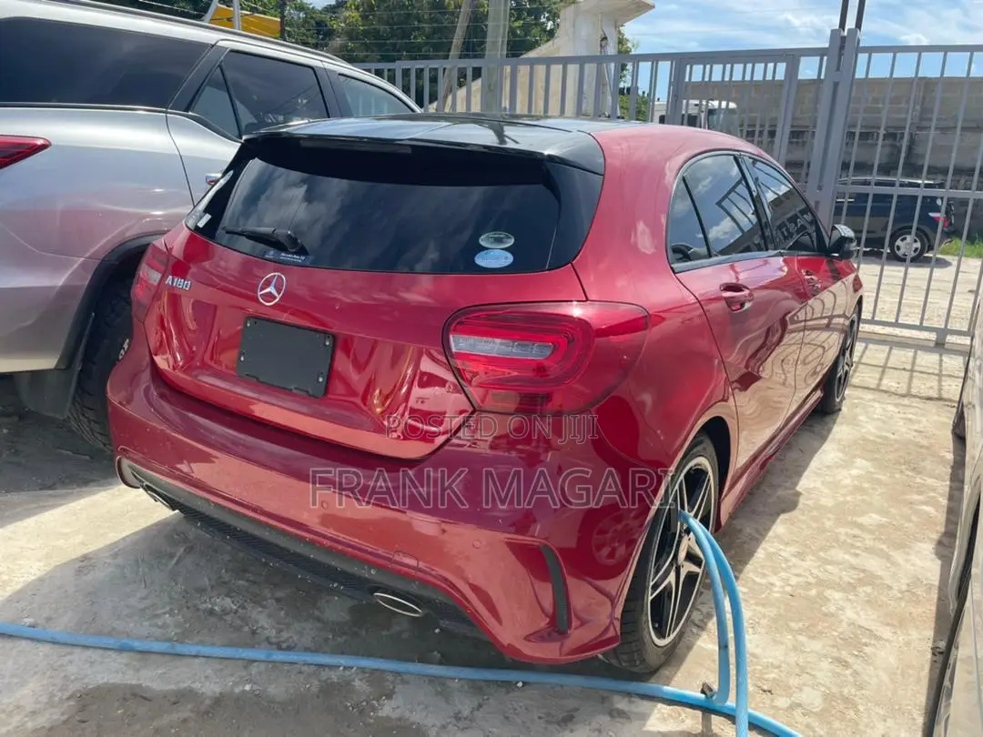 Mercedes-Benz A-Class 2014 Red