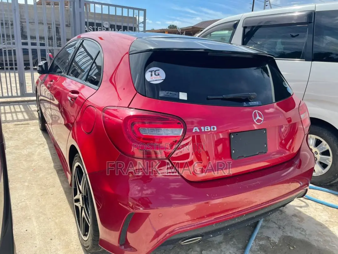 Mercedes-Benz A-Class 2014 Red