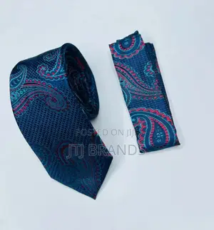 Tie Pocket Square