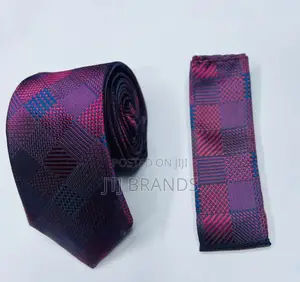 Tie Pocket Square