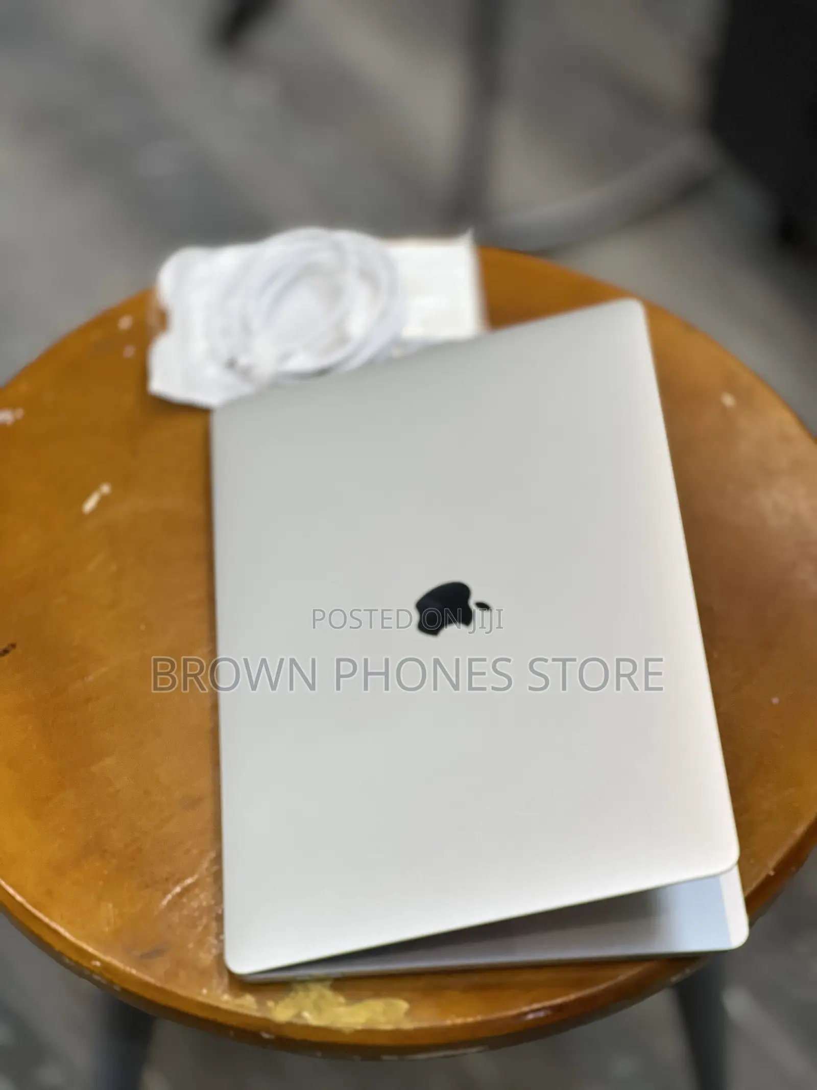 Laptop Apple MacBook Pro 2017 18GB Intel Core I7 SSD 1T