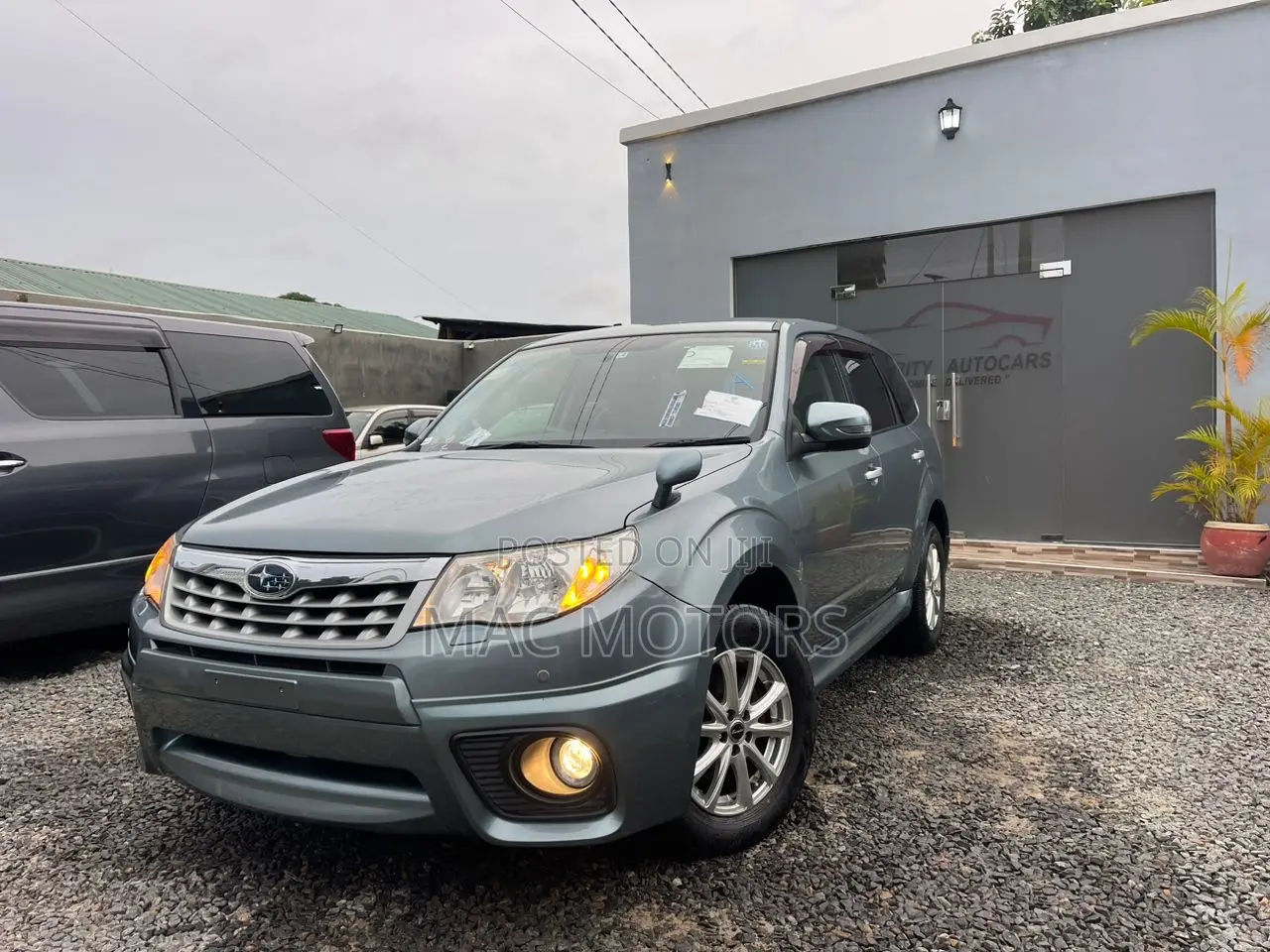 Subaru Forester 2011 Gray