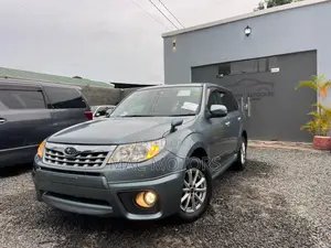 Subaru Forester 2011 Gray