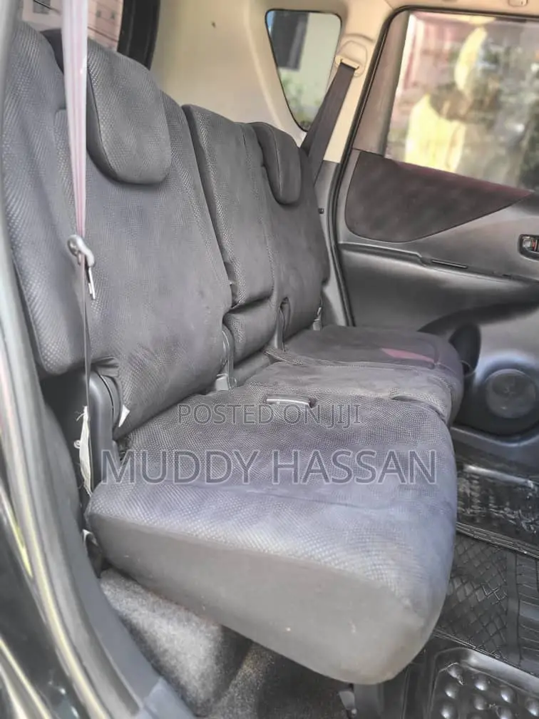 Toyota Ractis 2007 Black