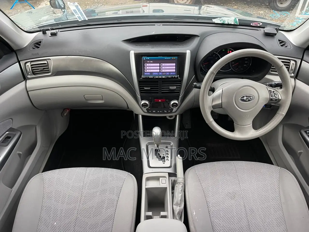 Subaru Forester 2011 Gray