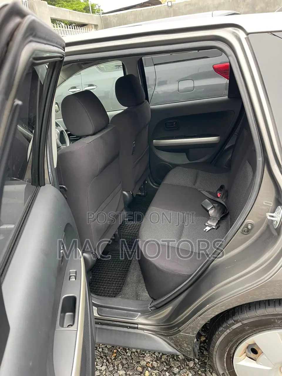 Subaru Forester 2011 Gray
