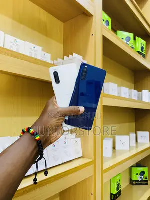 Sony Xperia 10 II 64 GB White